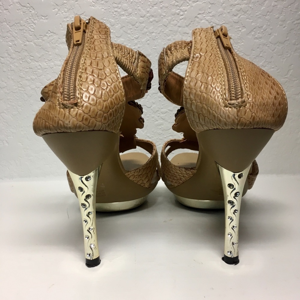 Bolaro Heels/Platform - Picture 3 of 7
